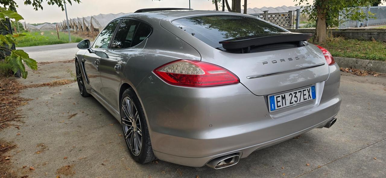 Porsche Panamera 3.0 Diesel Platinum Edition