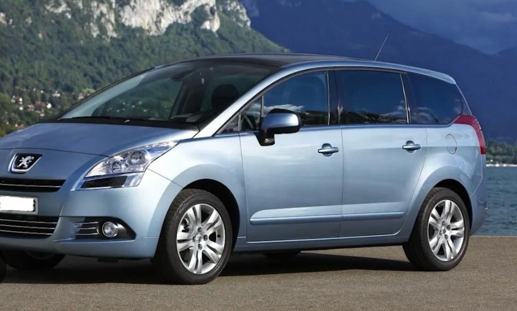 Peugeot 5008 2.0 HDi 150CV FULL OPTIONAL