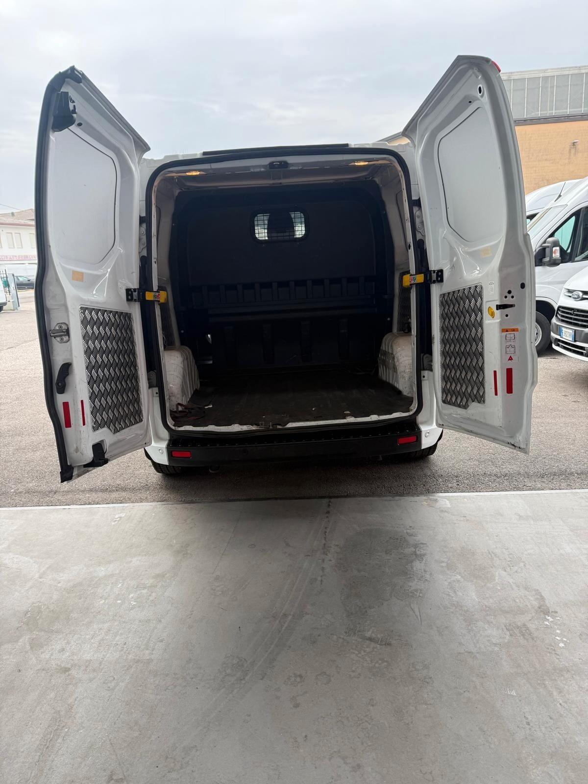 Ford Transit Custom 2.0 TDCi 280 L1 Trend 5 POSTI DOPPIA CABINA 5 POSTI