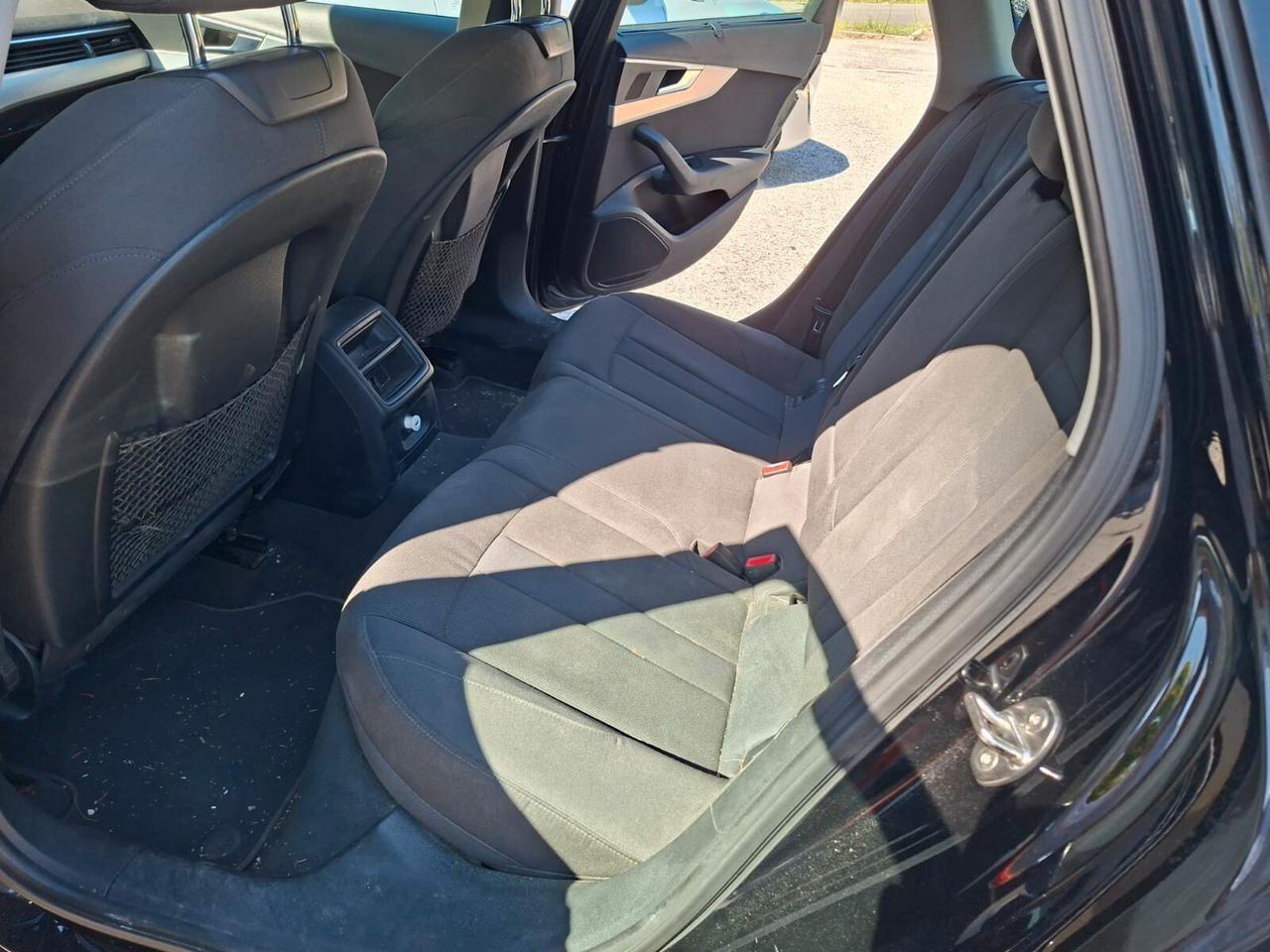 Audi A4 Avant 2.0 TDI 150 CV ultra Sport