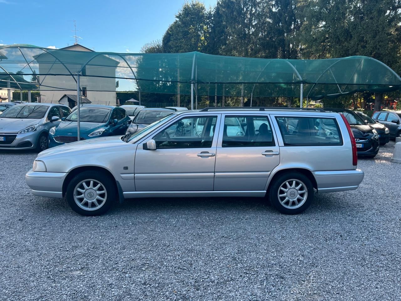 Volvo V70 2.0i cat