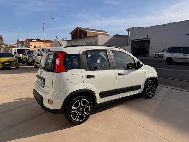 Fiat Panda 1.0 Hybrid City Cross 2022