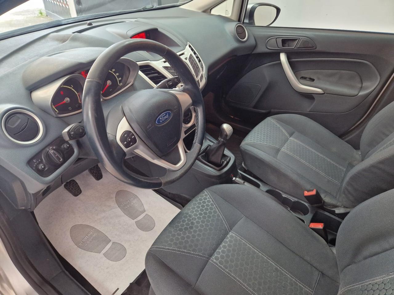 Ford Fiesta 1.2 GPL Titanium
