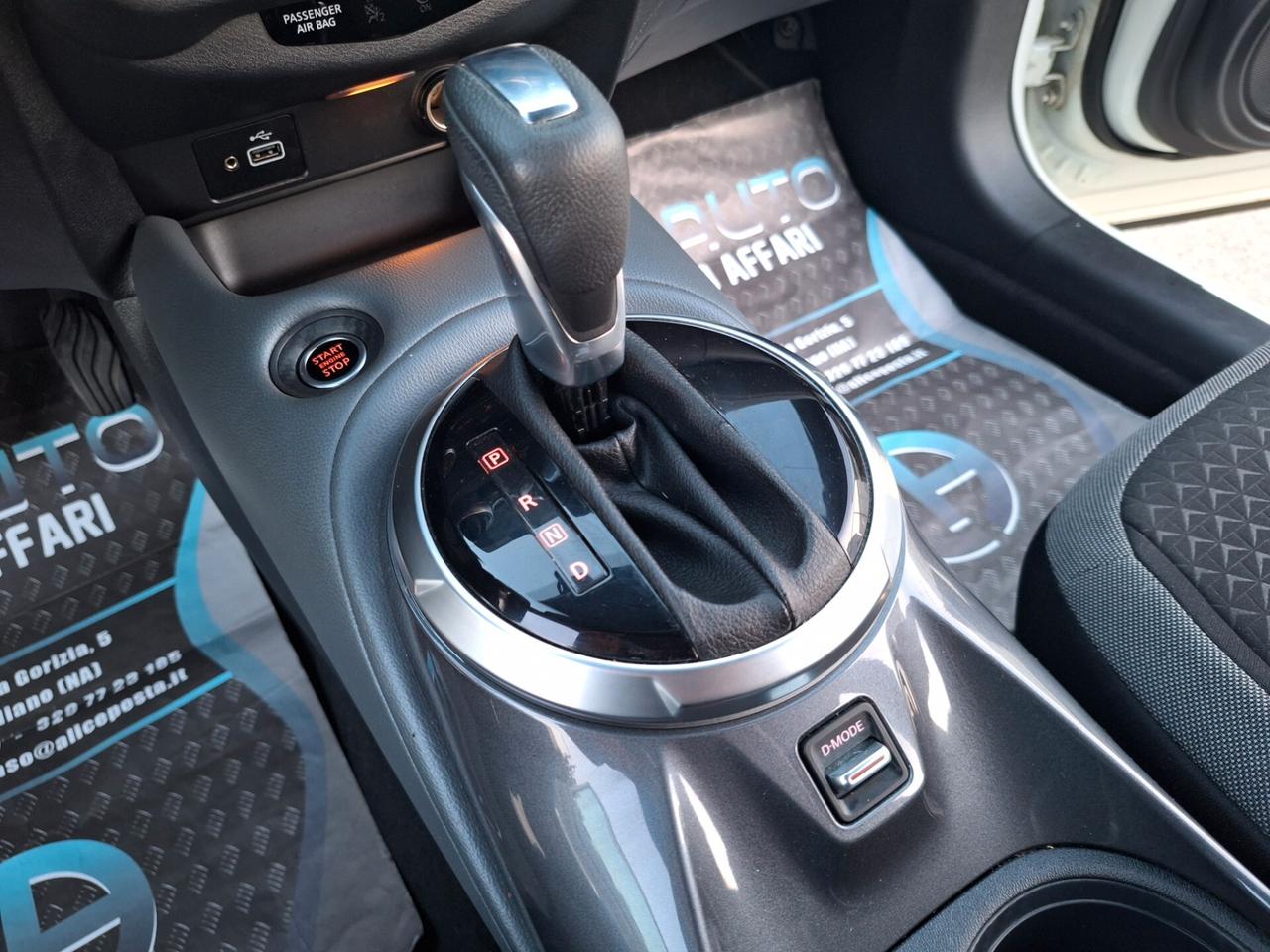 Nissan Juke 1.0 DIG-T 114 CV N-Connecta