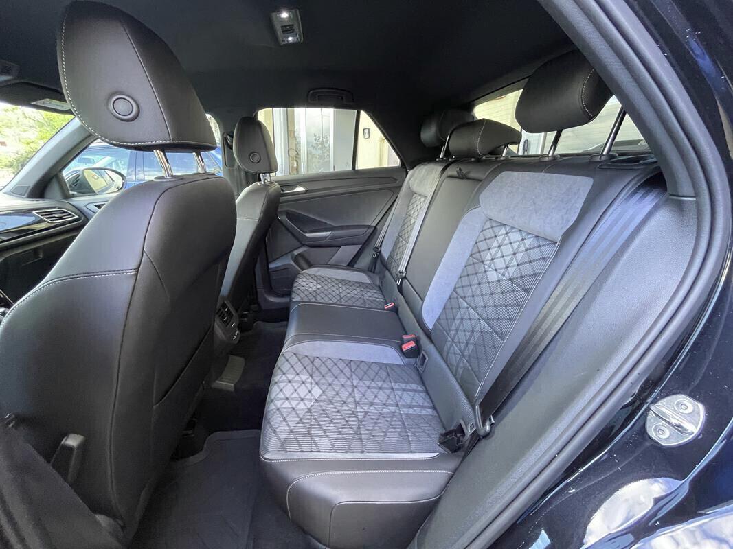 Volkswagen T-Roc 2.0 TDI SCR 150 CV DSG R-Line "Fari IQ.LIGHT LED Matrix-Cerchi in lega "Misano" 8 J x 19"