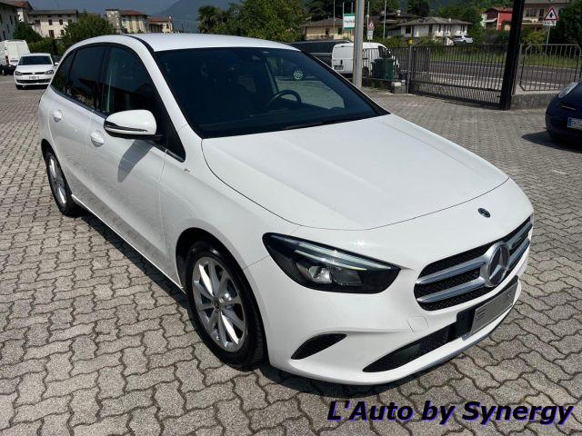 MERCEDES-BENZ B 180 d Automatic Premium