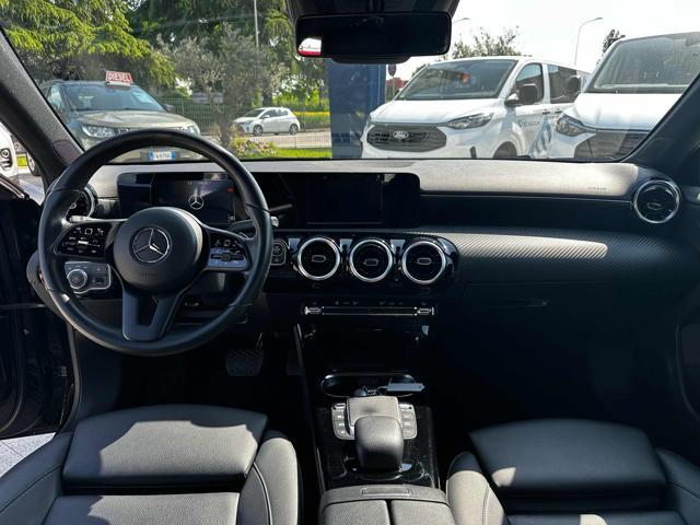 MERCEDES-BENZ A 200 Automatic Sport