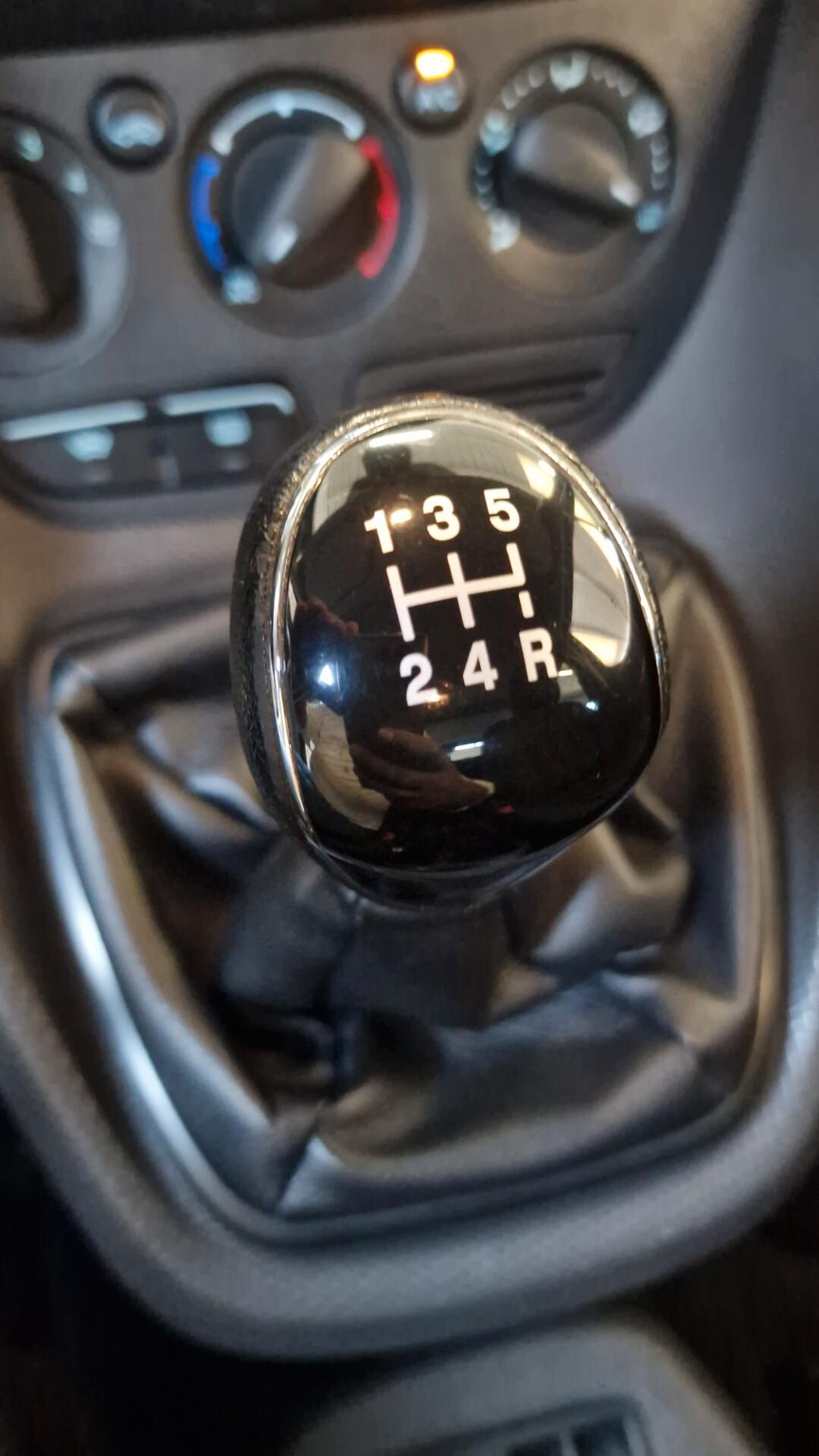 Ford Tourneo Connect 1.6 TDCi Plus