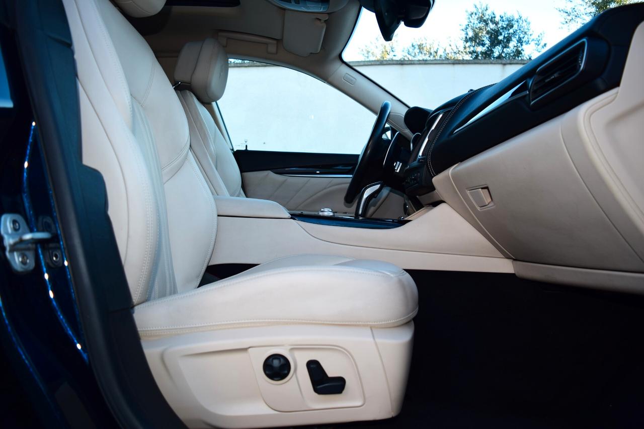 Maserati Levante 3.0 V6 Automatica 275 cv Granlusso