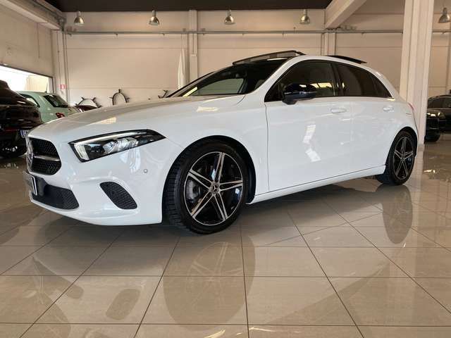 Mercedes-Benz A 180 d Sport Automatic TETTO APRIBILE PELLE 18'' NIGHT