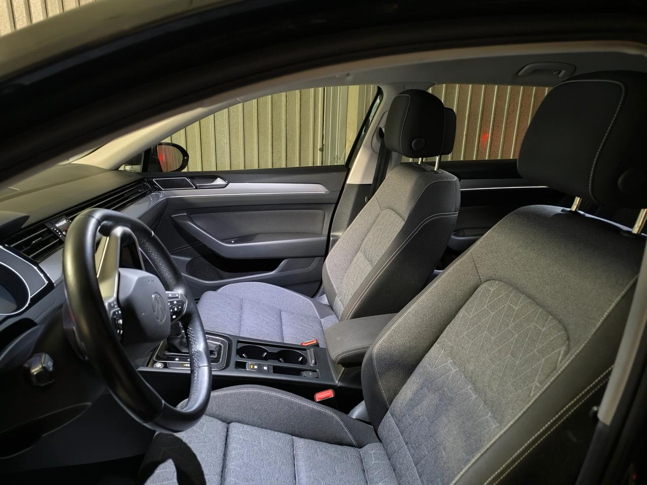 Volkswagen Passat Variant 2.0 TDI SCR 122 CV EVO DSG Business