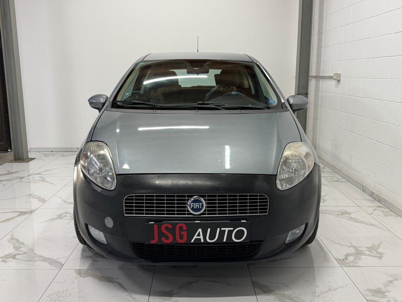 Fiat Grande Punto 1.4 Starjet 16V 3 porte Dynamic