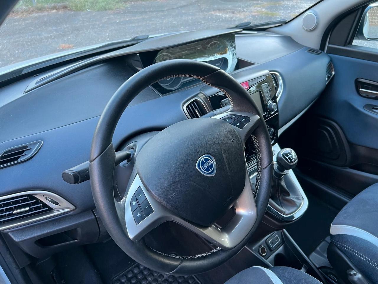 Lancia Ypsilon 1.2 69 CV 5 porte Mya KM 120000!