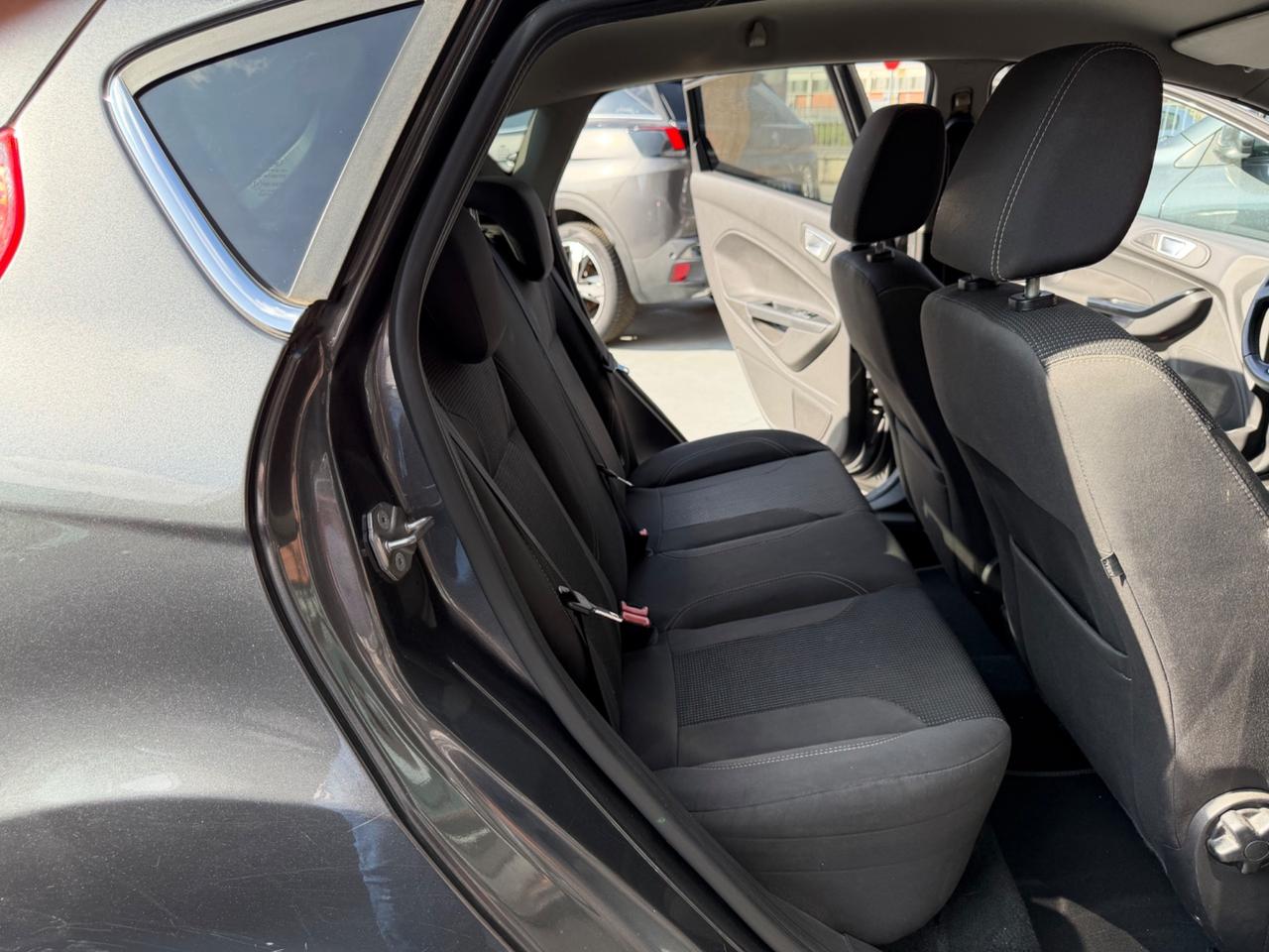 Ford Fiesta 1.0 EcoBoost 100CV 5 porte Black & White Edition