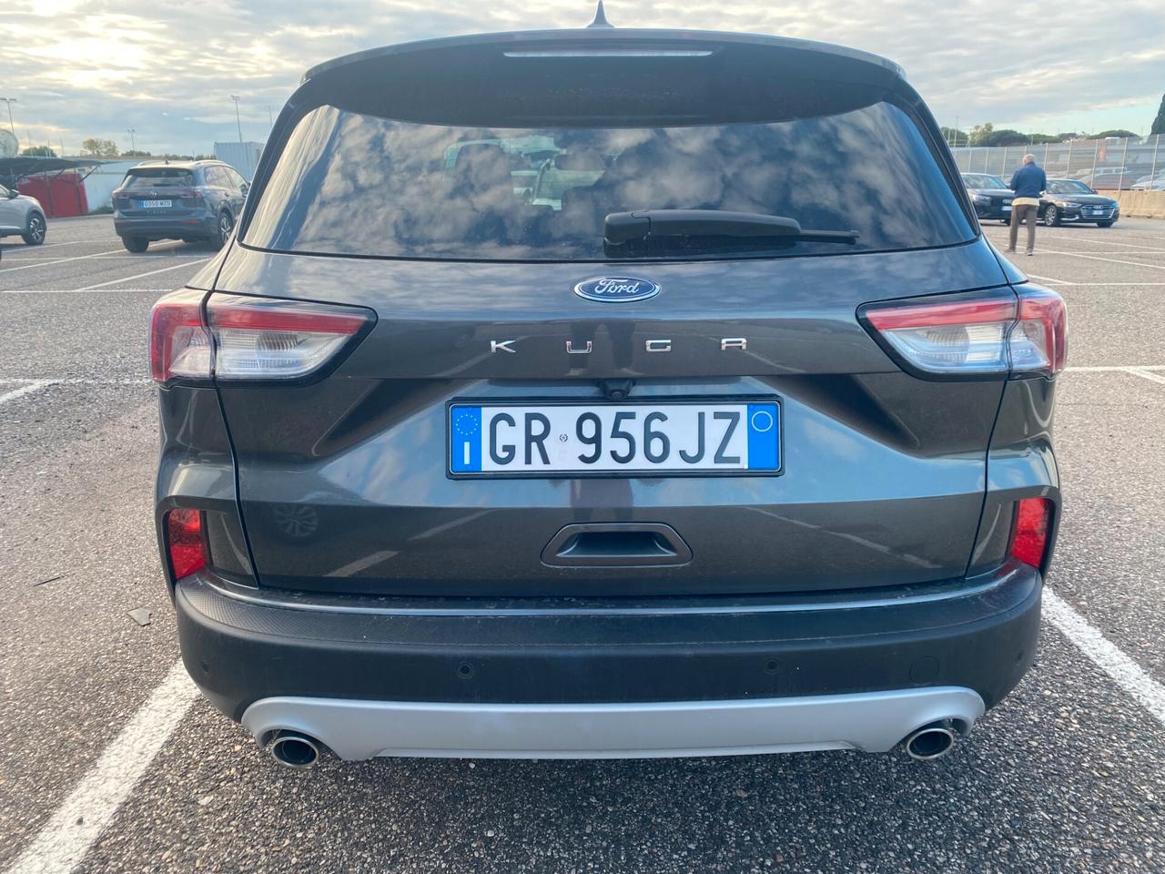 FORD Kuga 2.0 Ecoblue 2wd 120cv Autom. TITANIUM