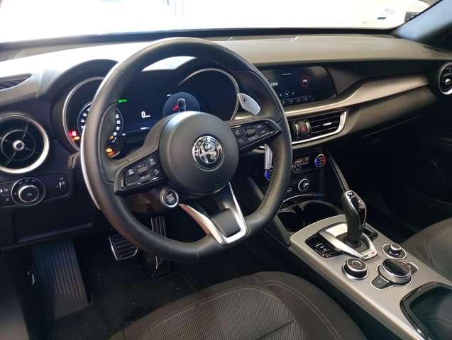 Alfa Romeo Stelvio 2.2d 160cv Sprint Navi+Palette al Vol.+Camera