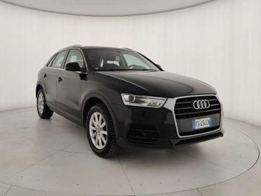Audi Q3 2.0 TDI 120 CV Business