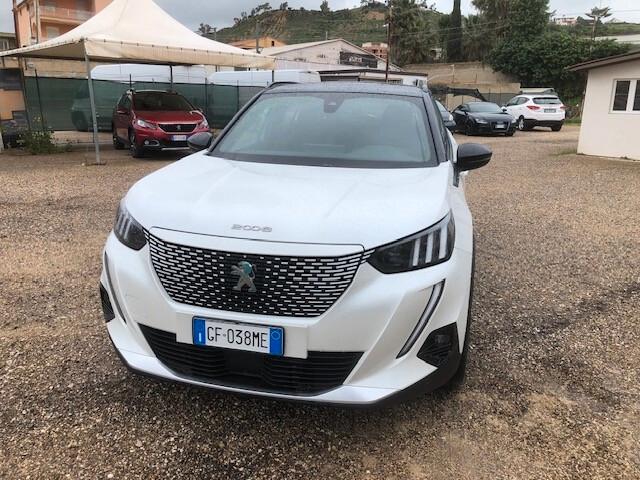 Peugeot 2008 motore elettrico 136 CV GT Pack