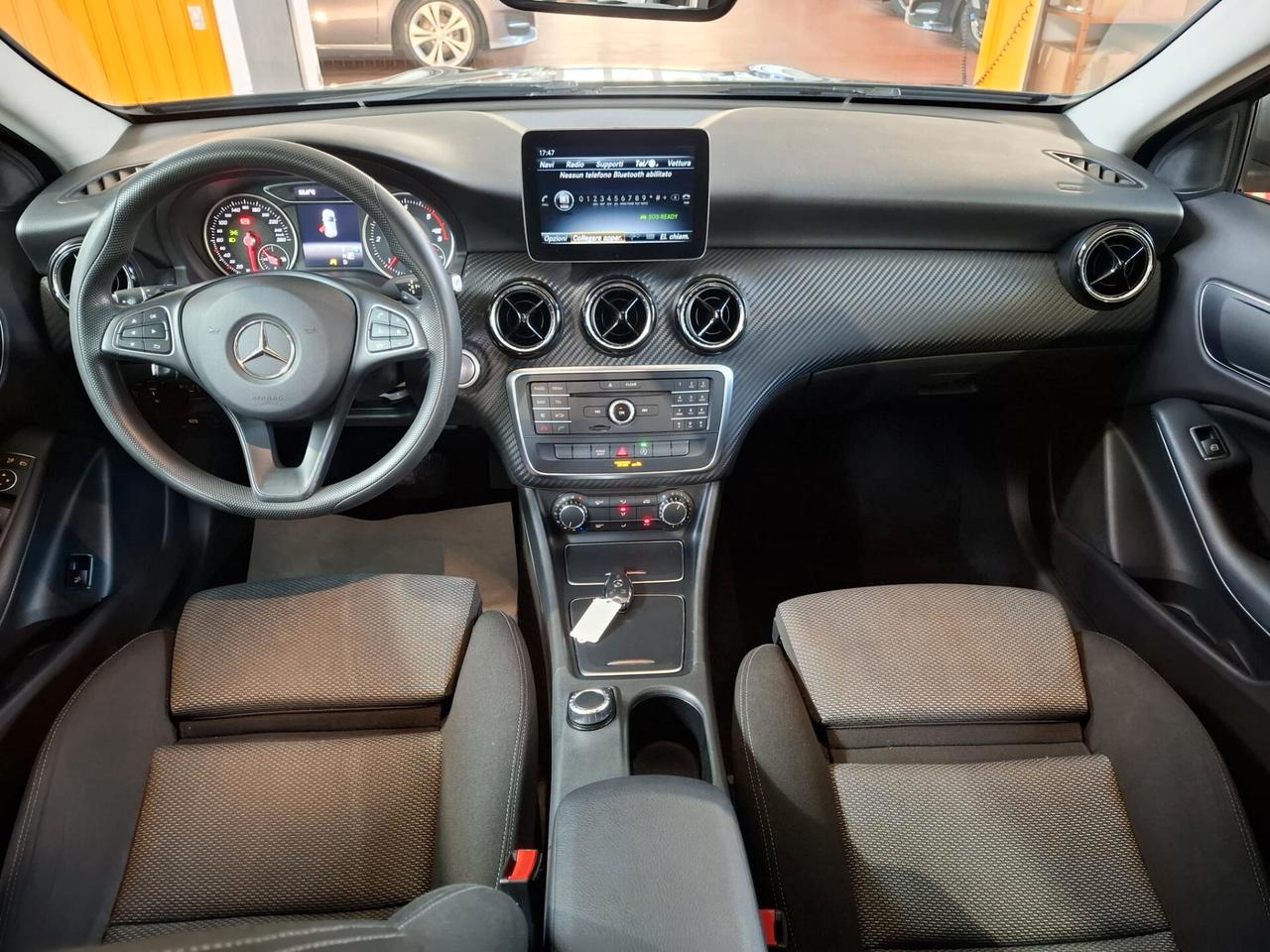 Mercedes-benz GLA 180 d Automatic Premium full optional
