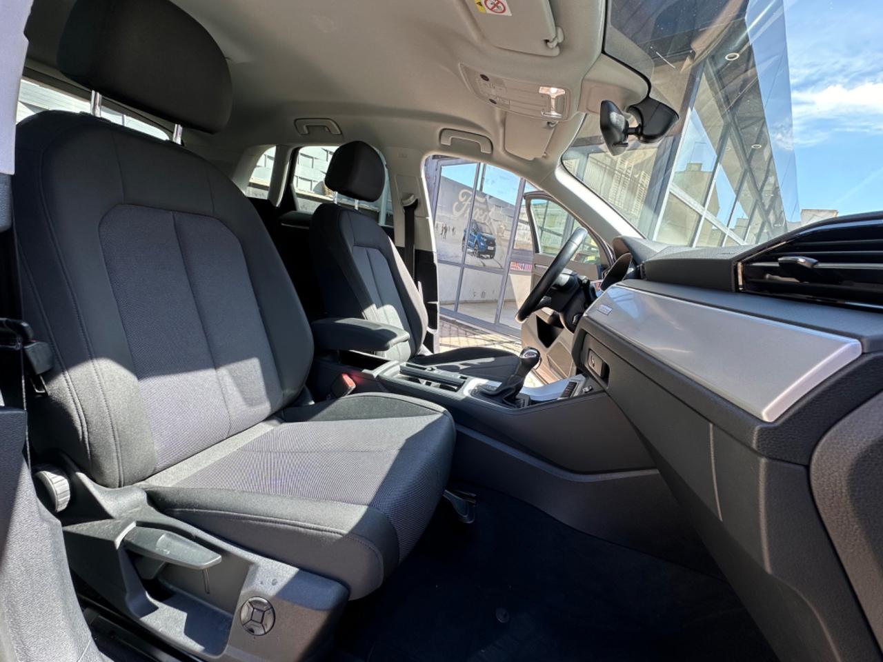 Audi Q3 35 TDI quattro 150 S Tronic NAVI LED 2021