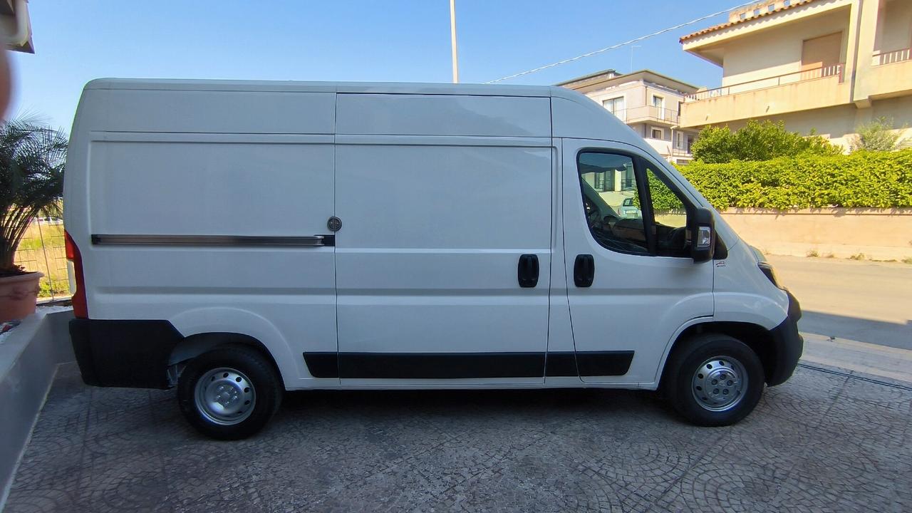 Peugeot Boxer 2.2 120cv 35 L2H2 Lastrato-Tetto alto