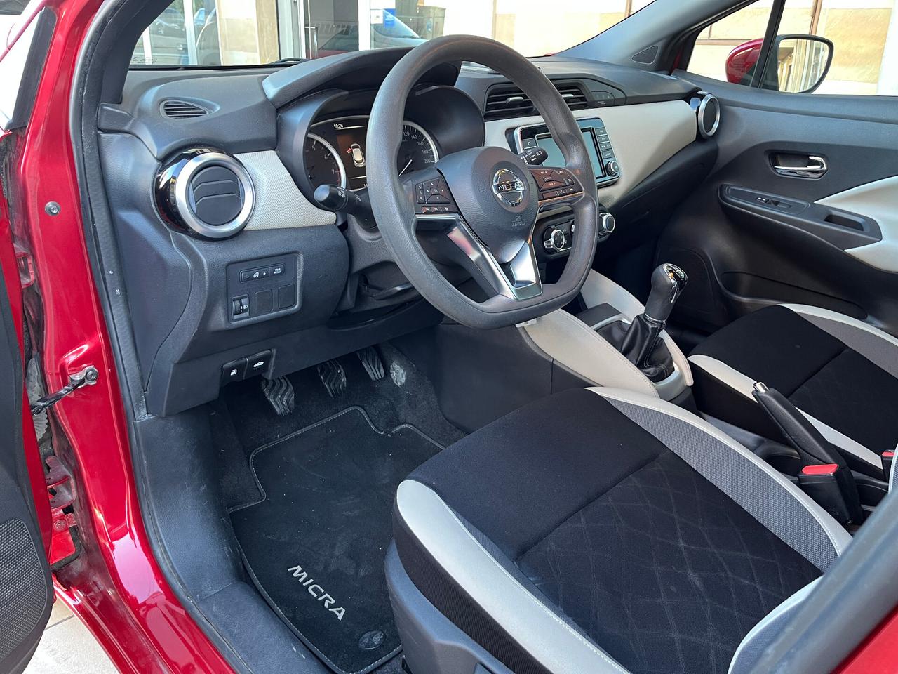 Nissan Micra 1.0 71cv 5 porte Acenta