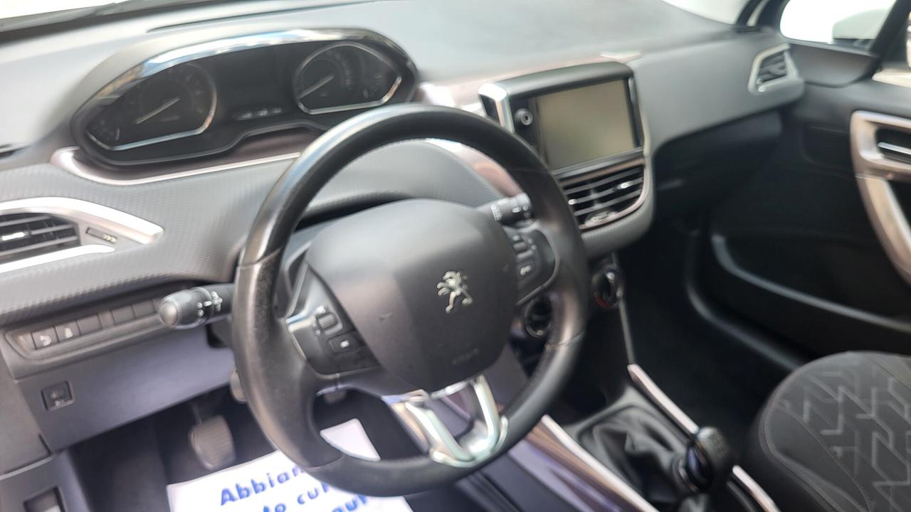 Peugeot 2008 1.2 VTi 82CV Allure