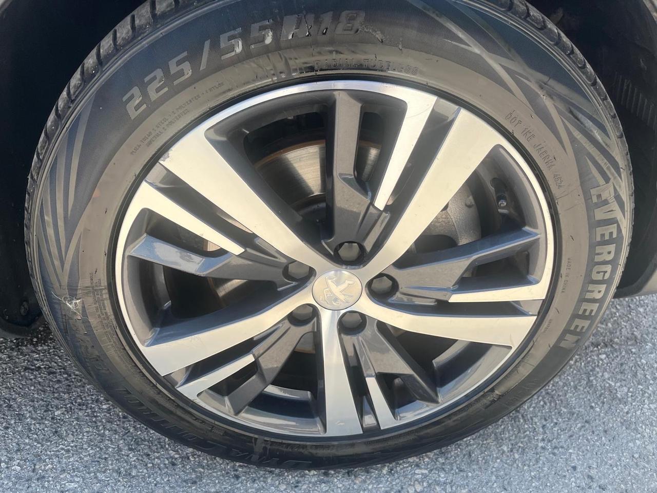 Peugeot 3008 1.5 hybrid 4-300 cv e-eat 8-allure-2023