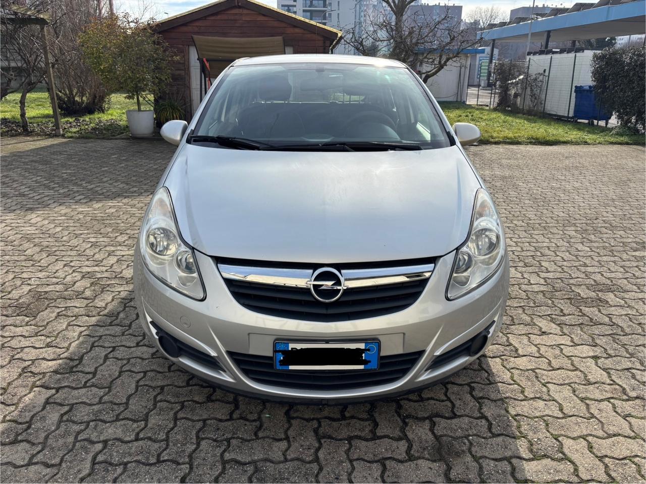 Opel Corsa 1.4 16V 5 porte Enjoy