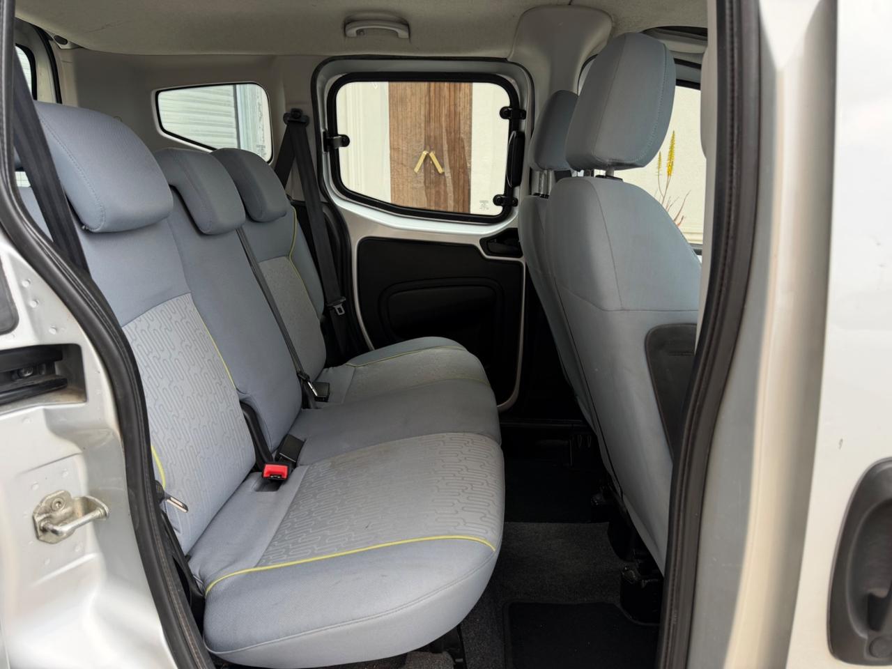 Peugeot Bipper 1.4 HDi 70CV 2011