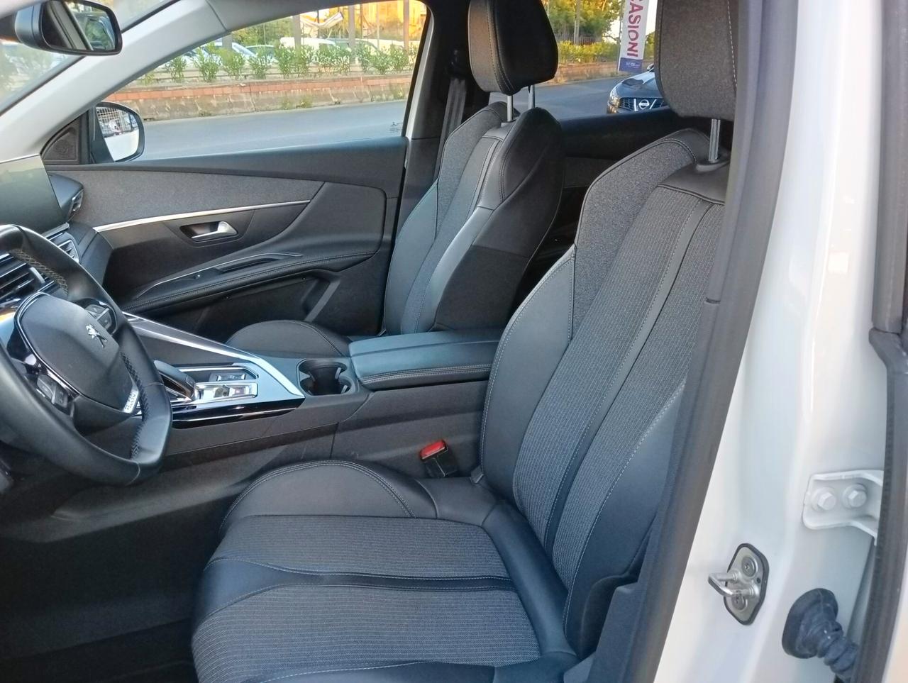 Peugeot 3008 BlueHDi 130Cv Allure