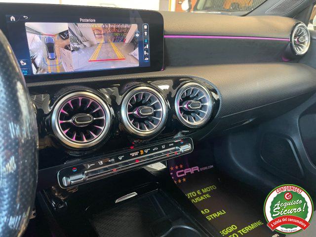 MERCEDES-BENZ A 200 d Autom. AMG Line *PACK LUCI