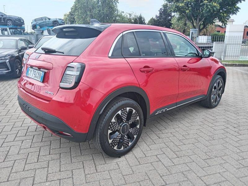 FIAT 600 1.2 Hybrid 110cv La Prima