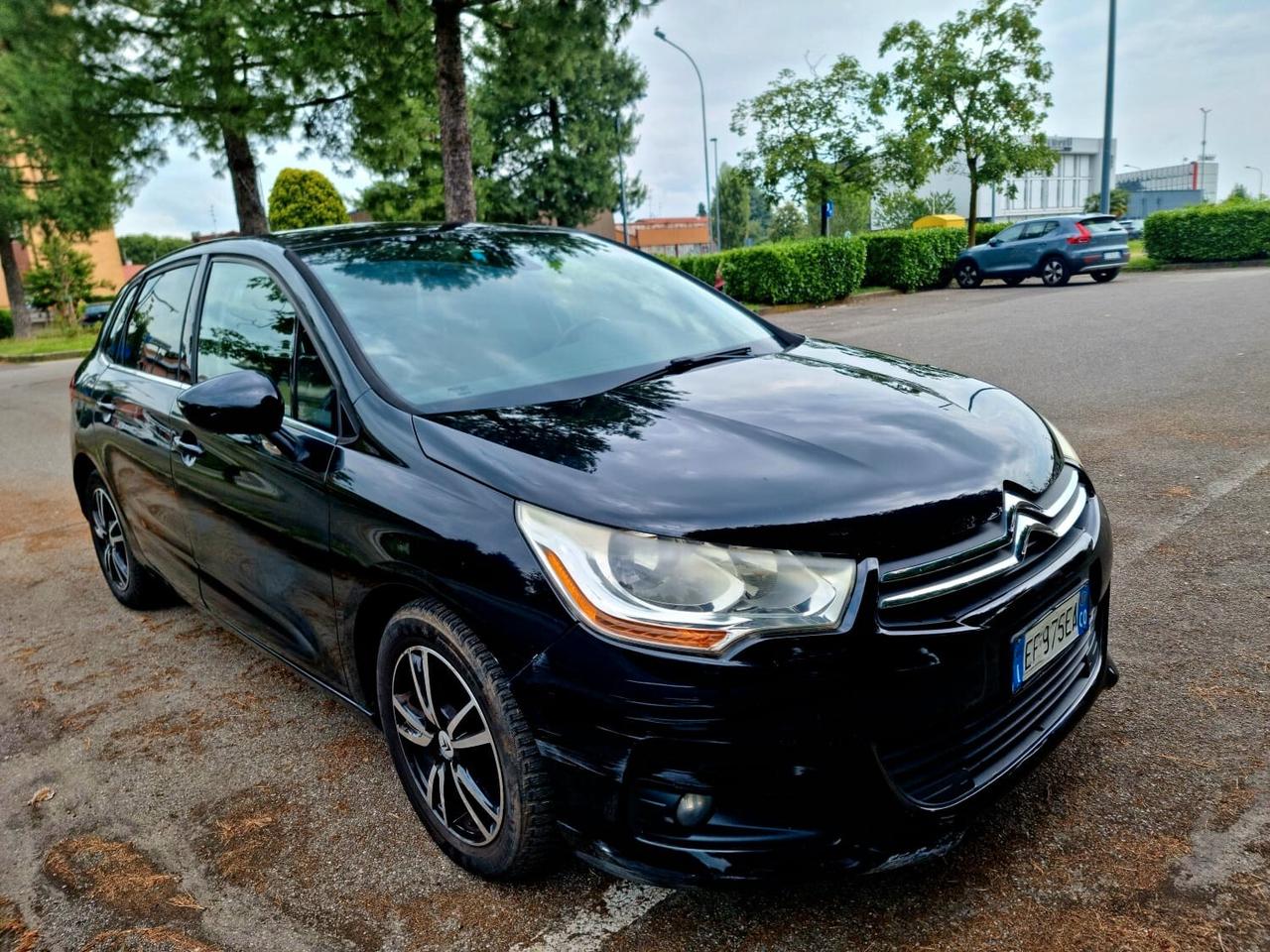 Citroen C4 Picasso 1.6 ADATTA A NEOPATENTATI