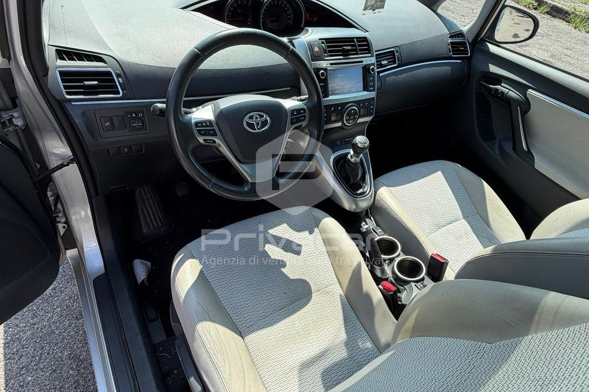 TOYOTA Verso 1.6 D-4D Style 7 posti