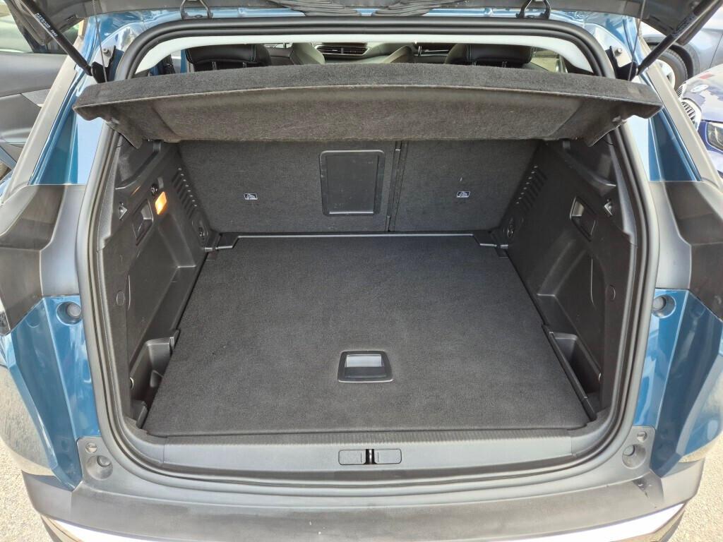 Peugeot 3008 BlueHDi 130CV EAT8 ALLURE