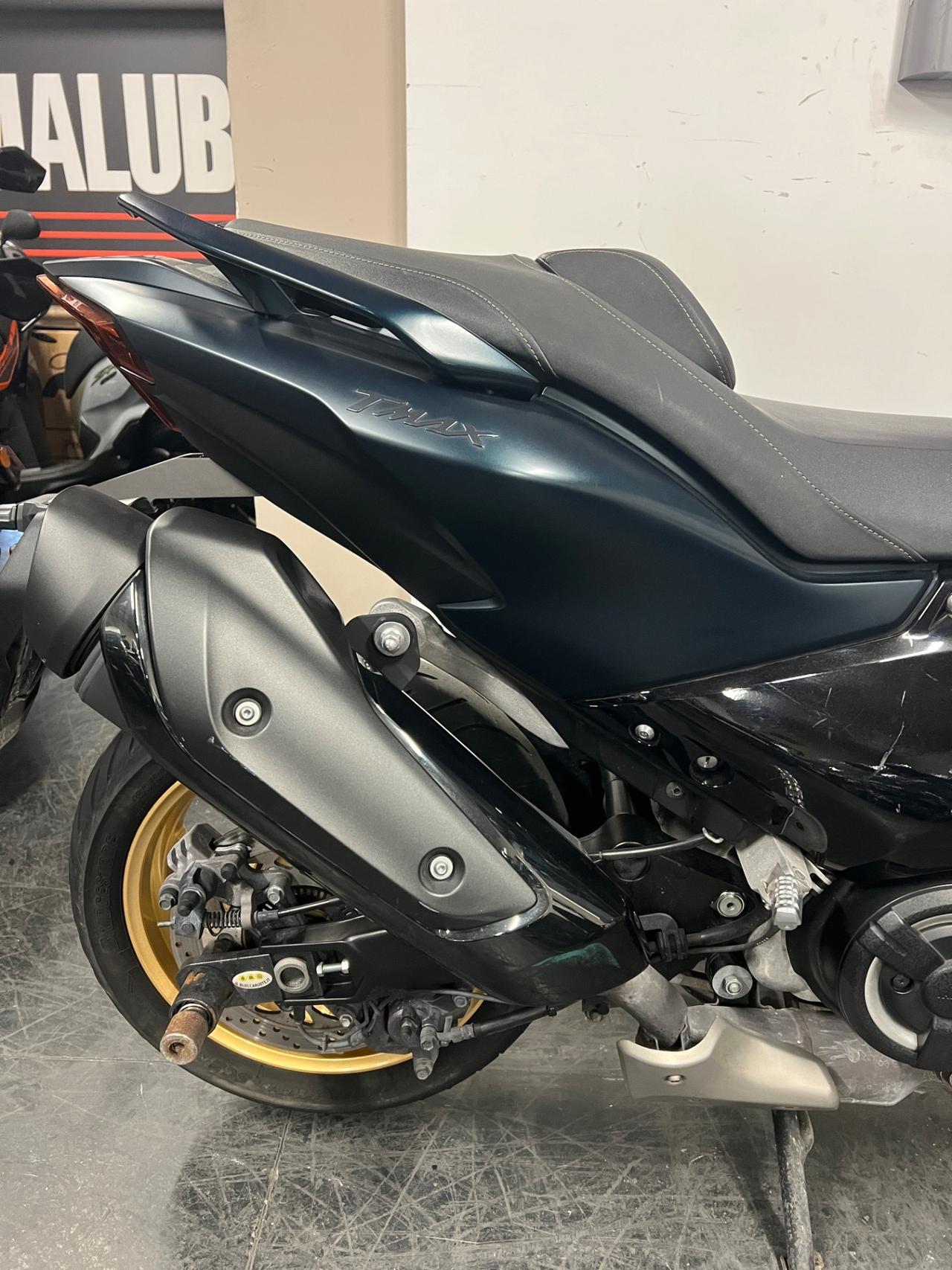 Yamaha TMAX 560 Tech Max