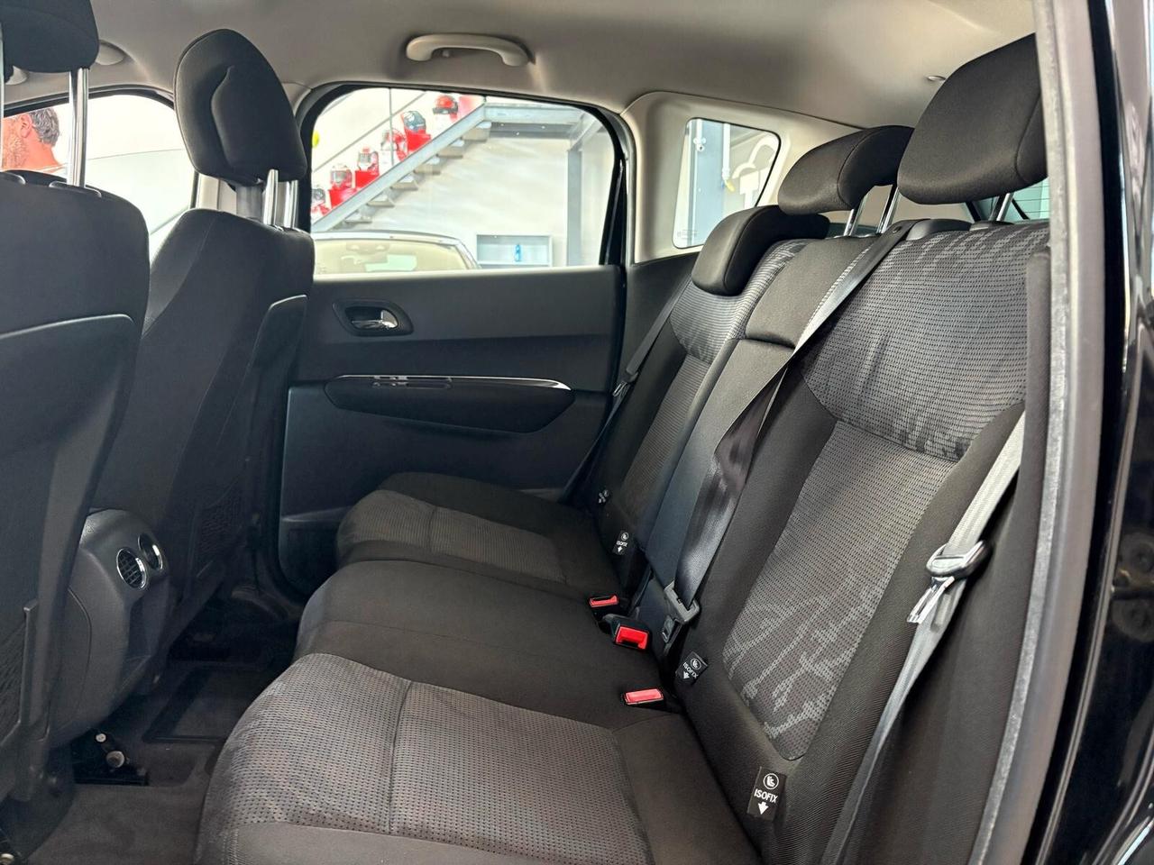 Peugeot 3008 1.6 HDi 110CV Outdoor
