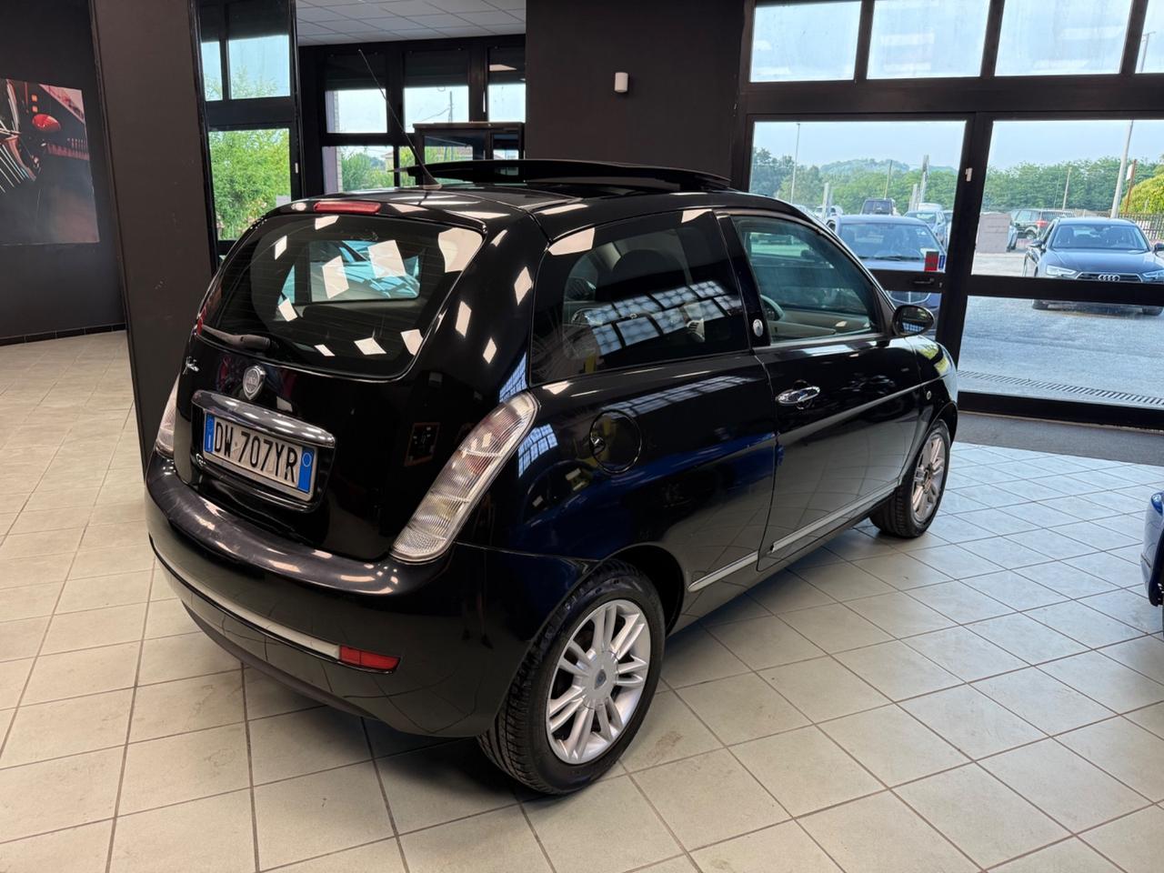 Lancia Ypsilon 1.4 Platino Ecochic GPL Tetto apribile