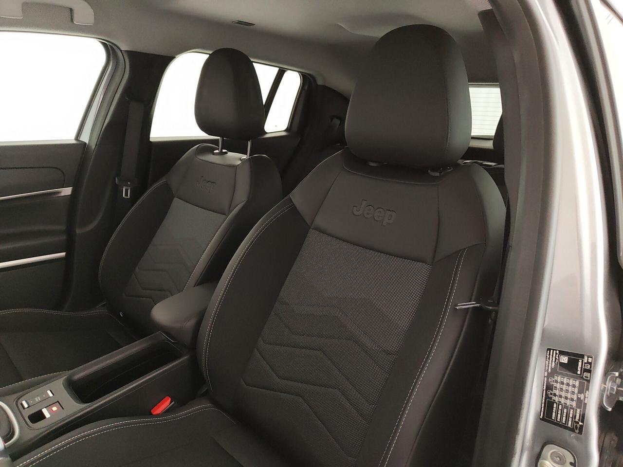 Jeep Avenger 1.2 Turbo 100 CV Summit