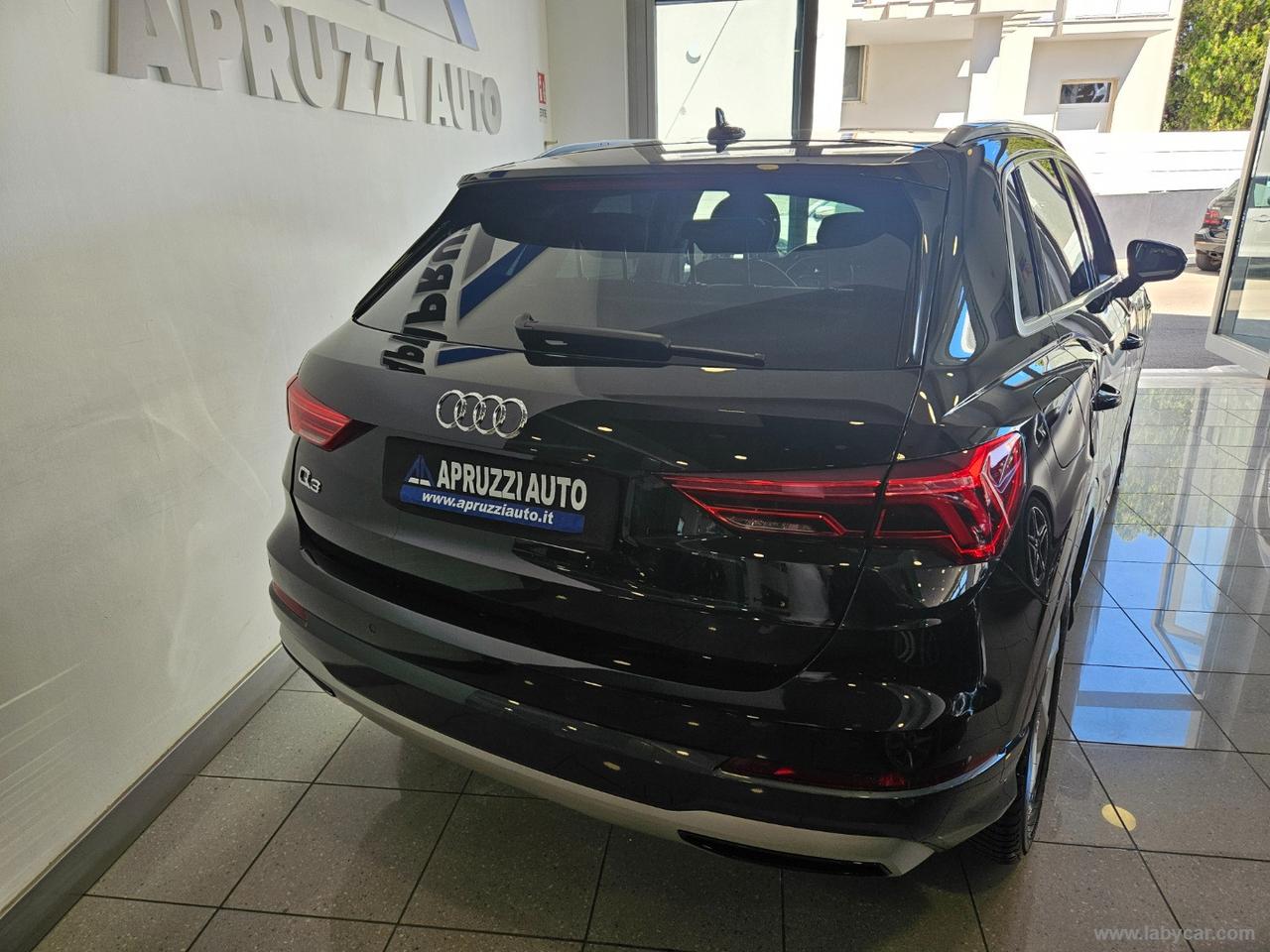 AUDI Q3 35 TDI S tronic Business Advanced
