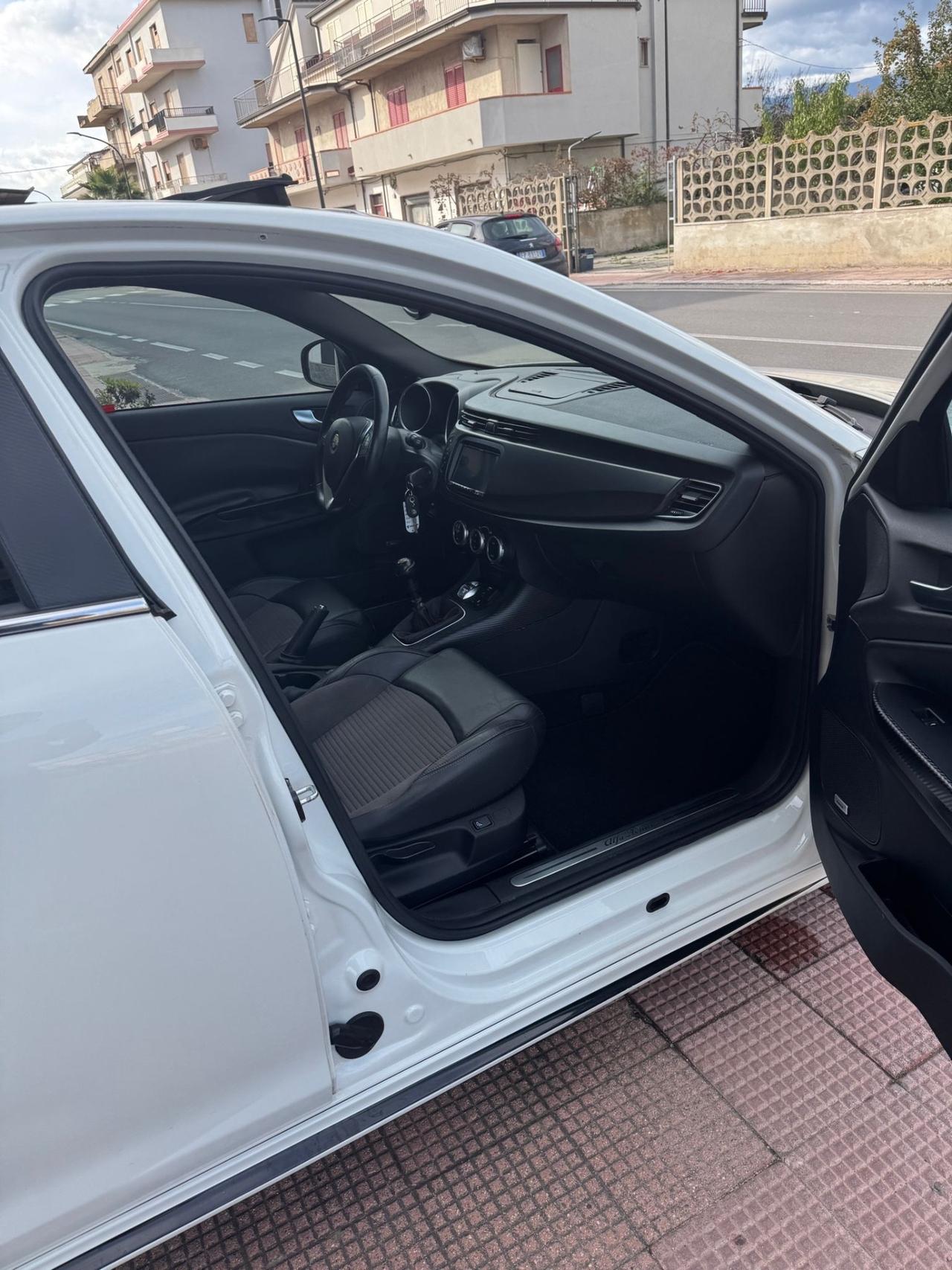 Alfa Romeo Giulietta 2.0 JTDm-2 150 CV Exclusive