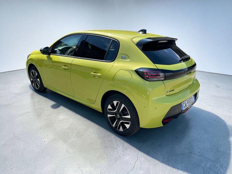 Peugeot e-208 Allure e 136cv