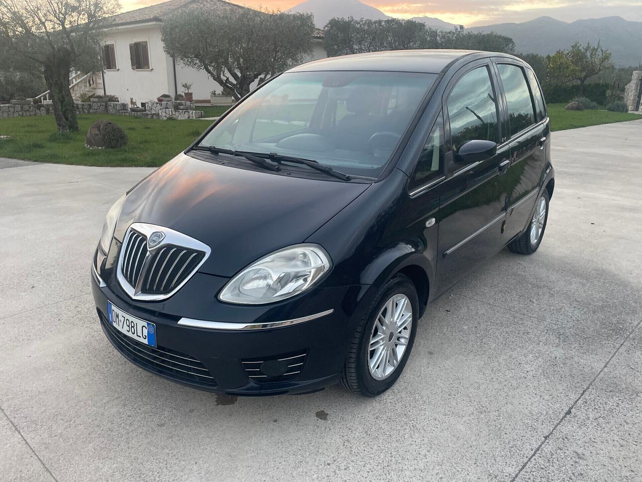 Lancia MUSA 1.4 16V Oro Plus