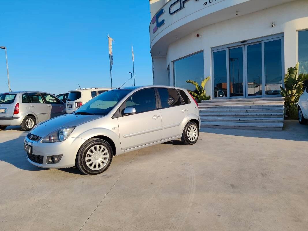 Ford Fiesta 1.4 tdci Plus 5p