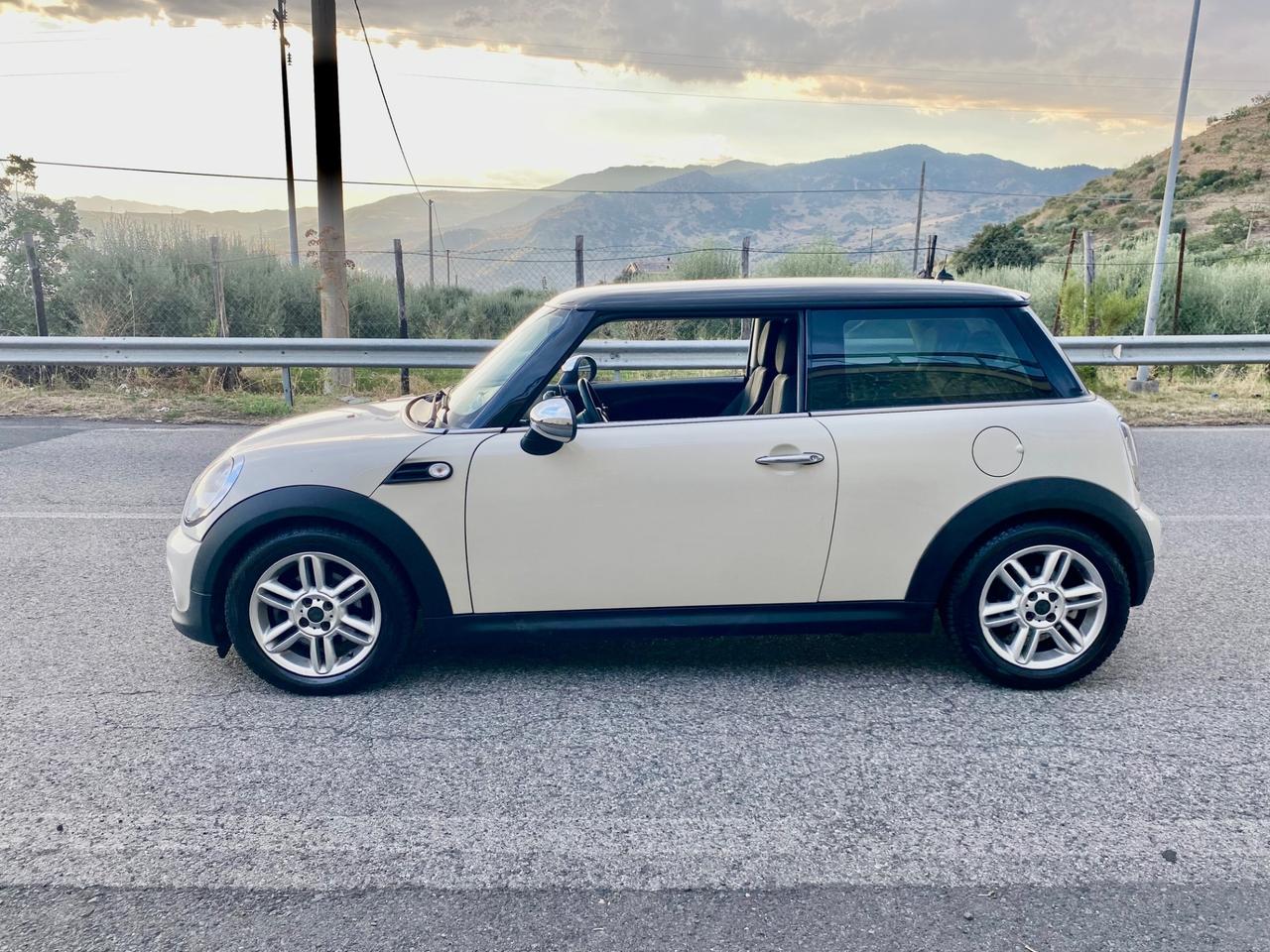 Mini Cooper 1.6 Diesel 109cv