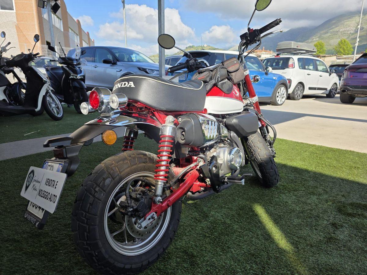 Honda - Monkey 125 -