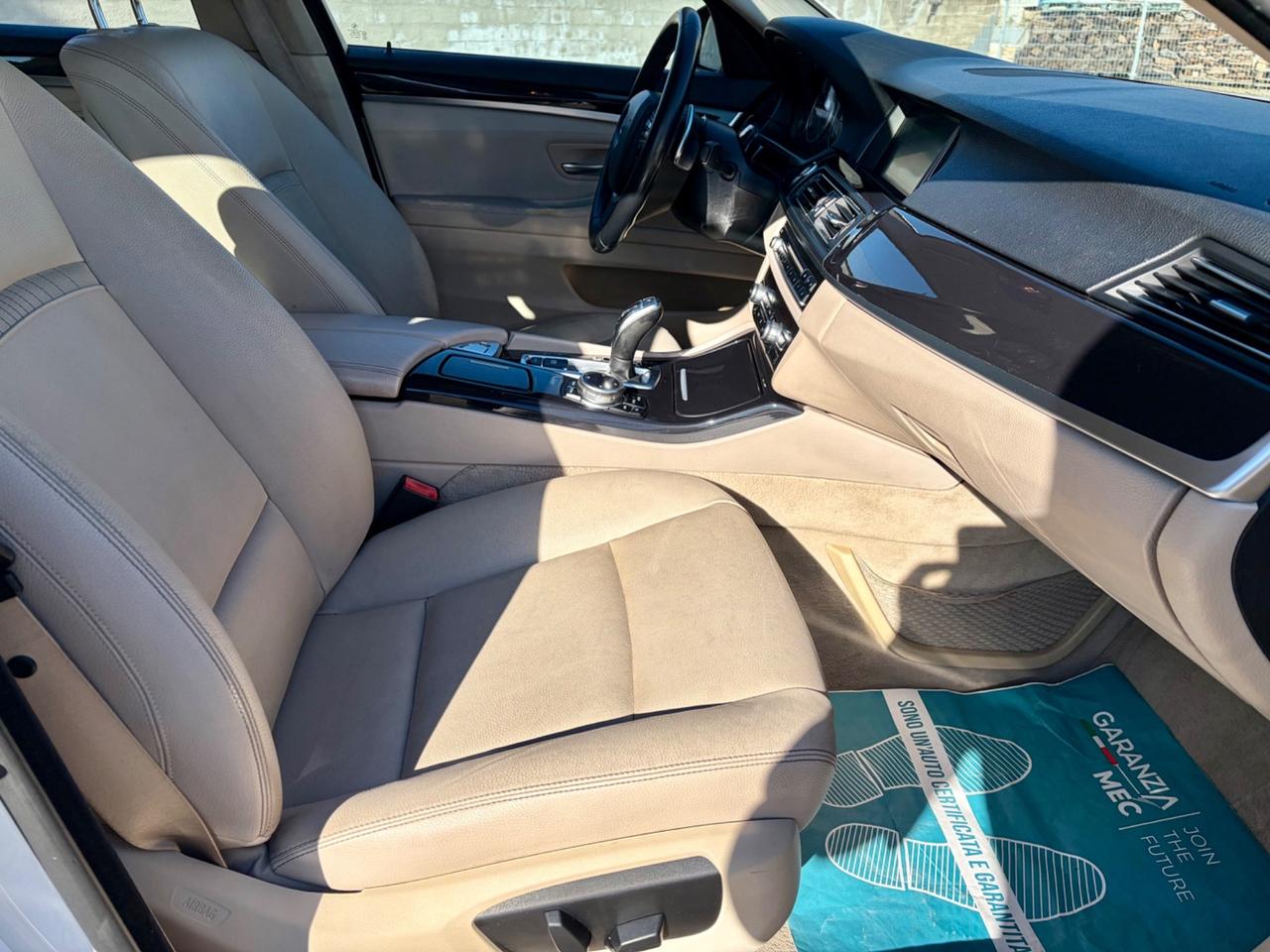 Bmw 525d XDrive Touring Luxury - 2014