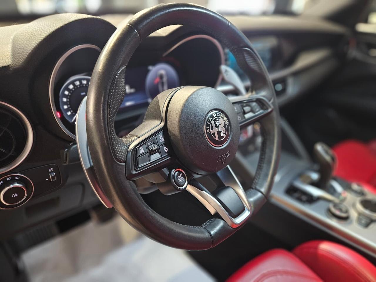 Stelvio 2.2d 210 CV AT8 Q4 Veloce Tetto 22K KM IVA ESP