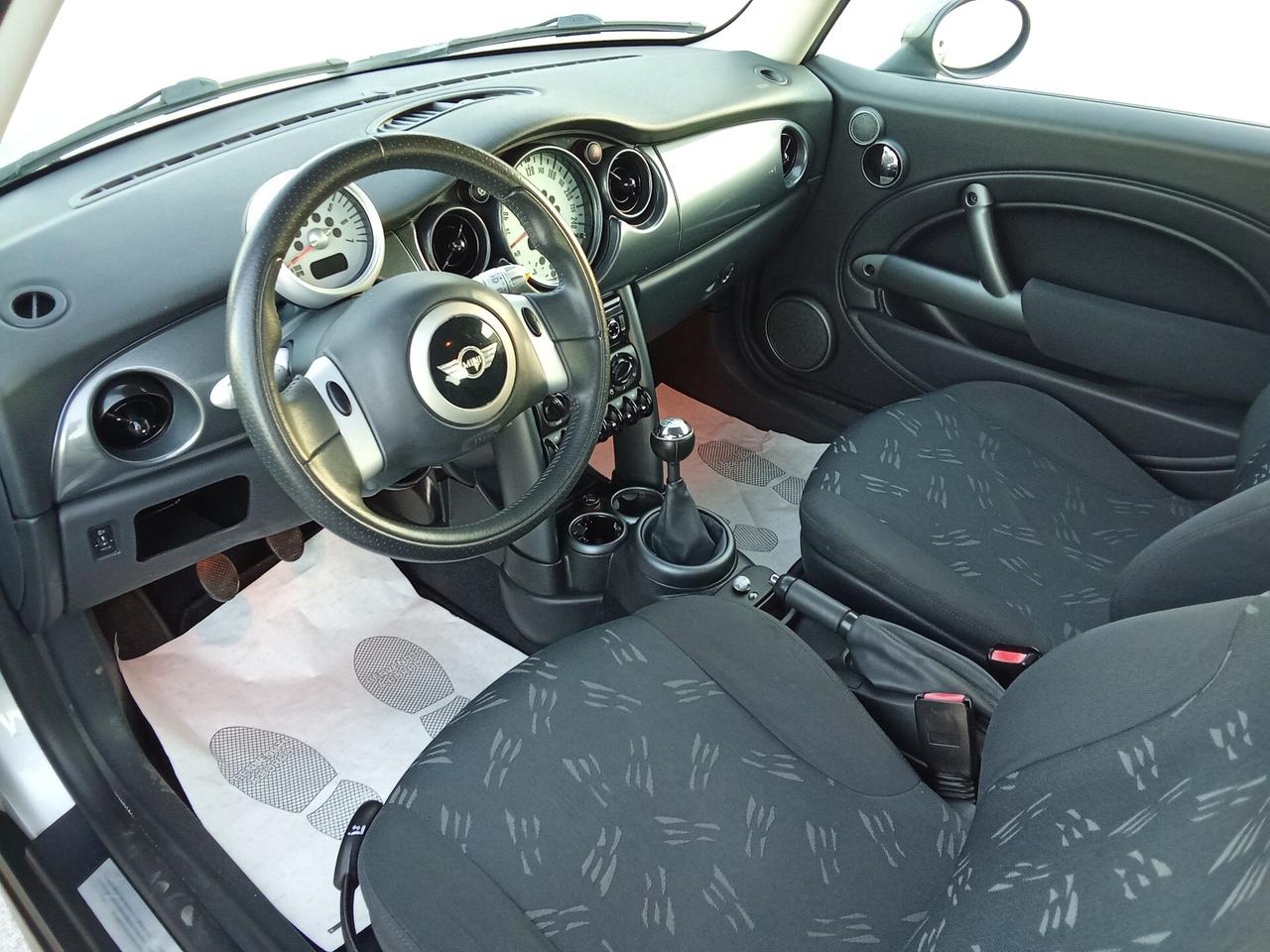 Mini 1.4 tdi One D de luxe